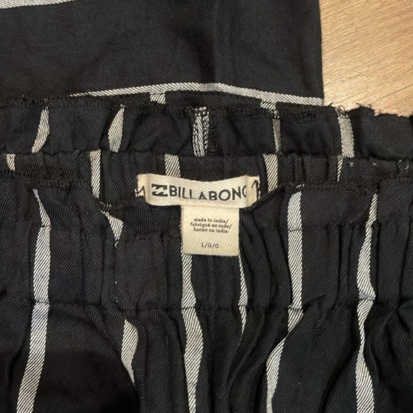 billabong flowy pants - Picture 2 of 3